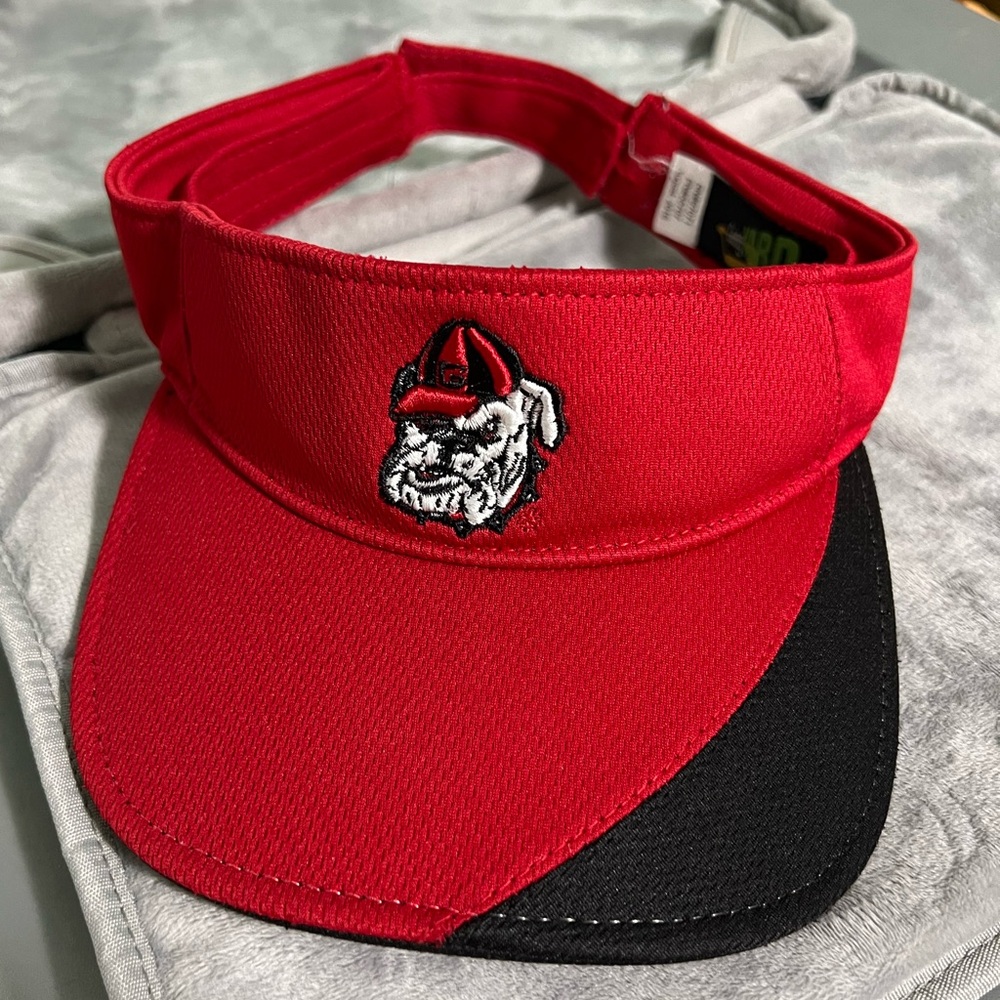 Georgia Bulldogs Red and Black Visor with an embroidered Bulldog logo.